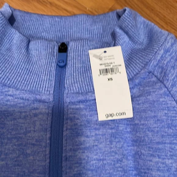 Gap Jersey Set - quarter zip dolman top and shorts - Picture 2 of 4